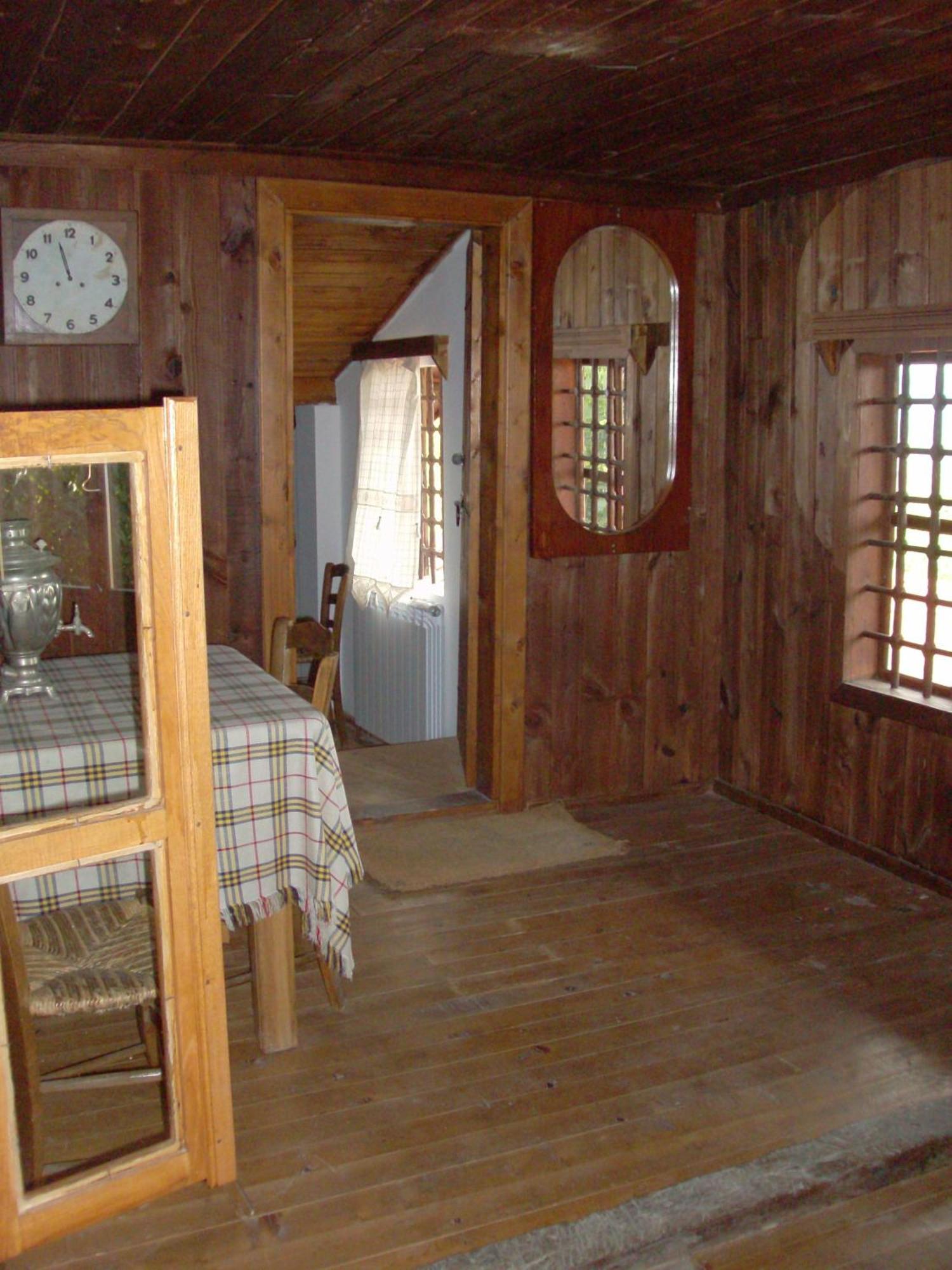 Guest House Zarkova Kushta زيرافنا المظهر الخارجي الصورة